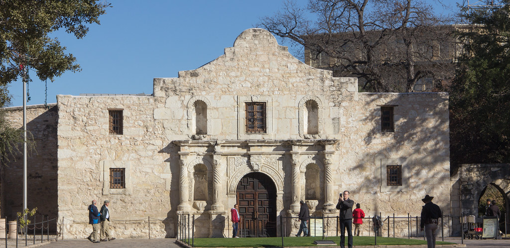Photo of the Alamo in San Antonio, Texas